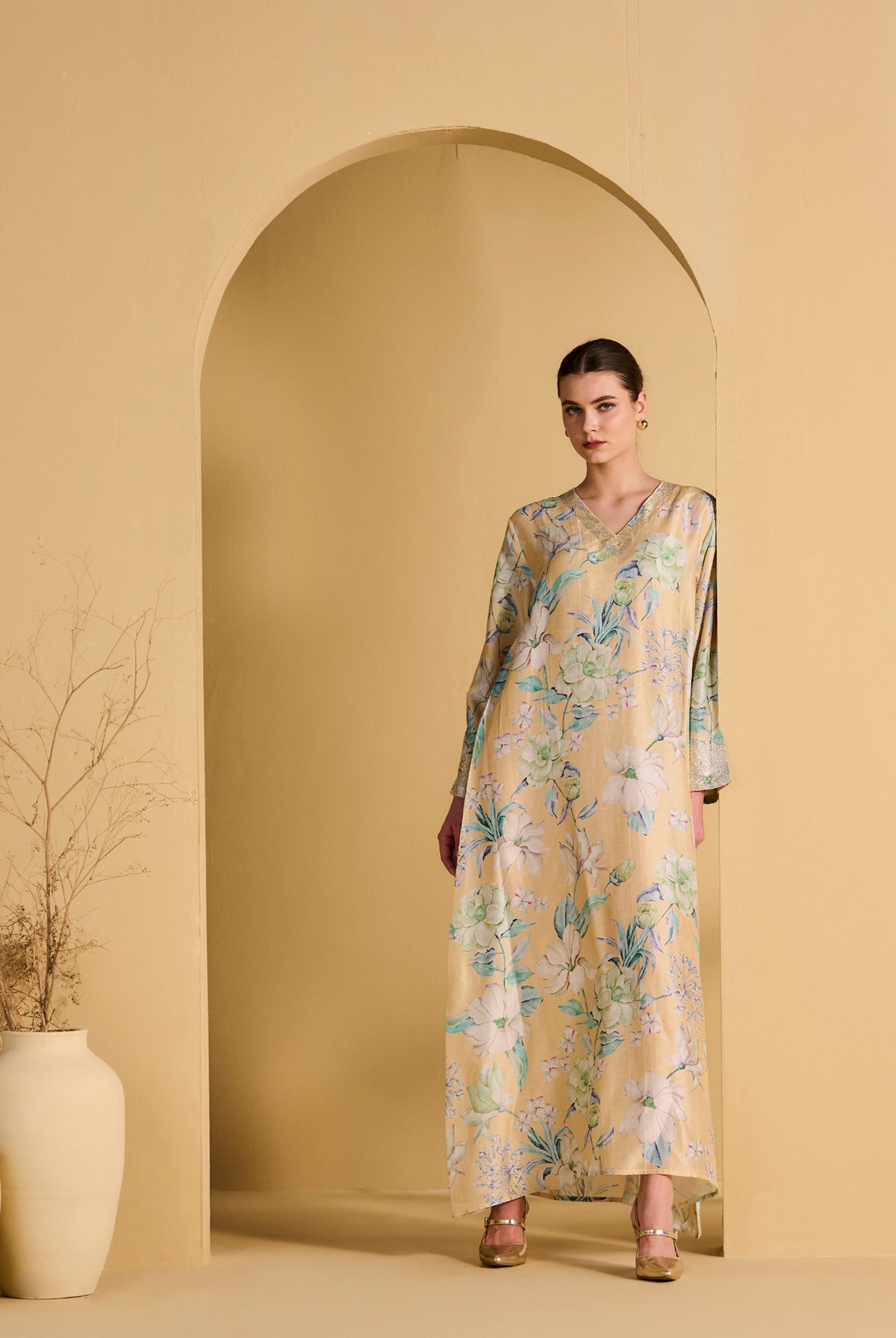 YELLOW ISHRAQ JALABIYA product image 1