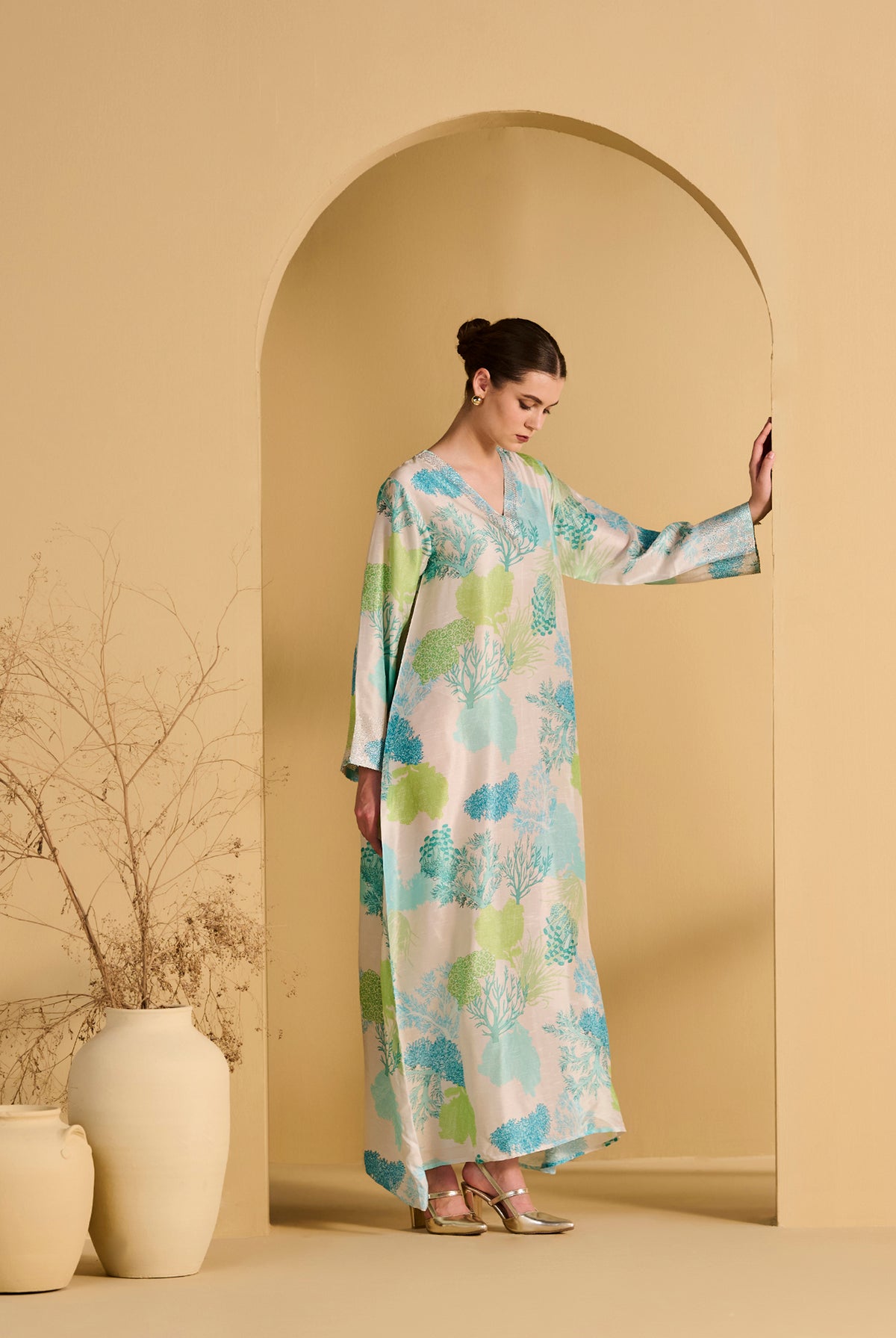 WHITE ISHRAQ JALABIYA product image 5
